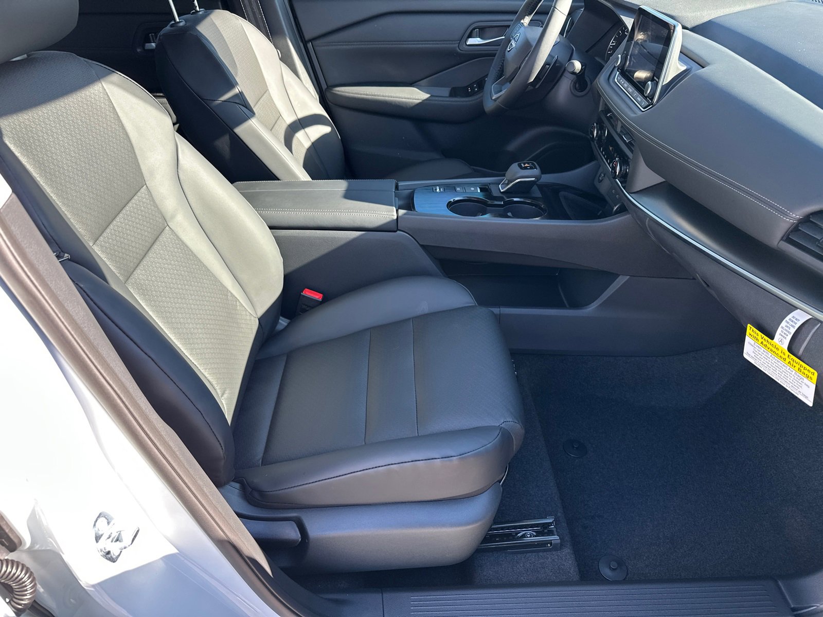 New 2026 Nissan Rogue SV image 13