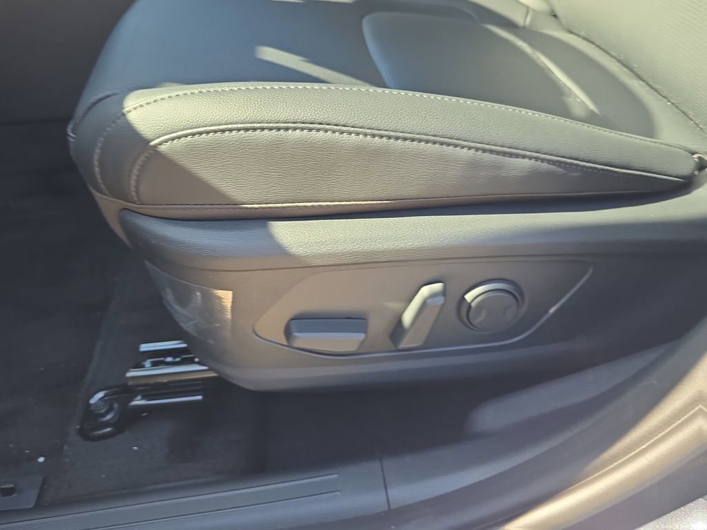 New 2026 Kia Sportage EX image 21