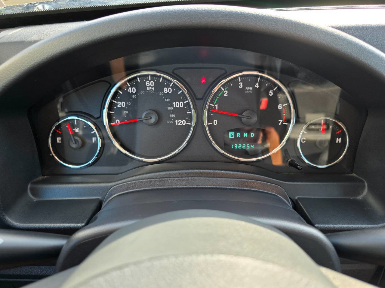 Used 2012 Jeep Liberty Sport image 14