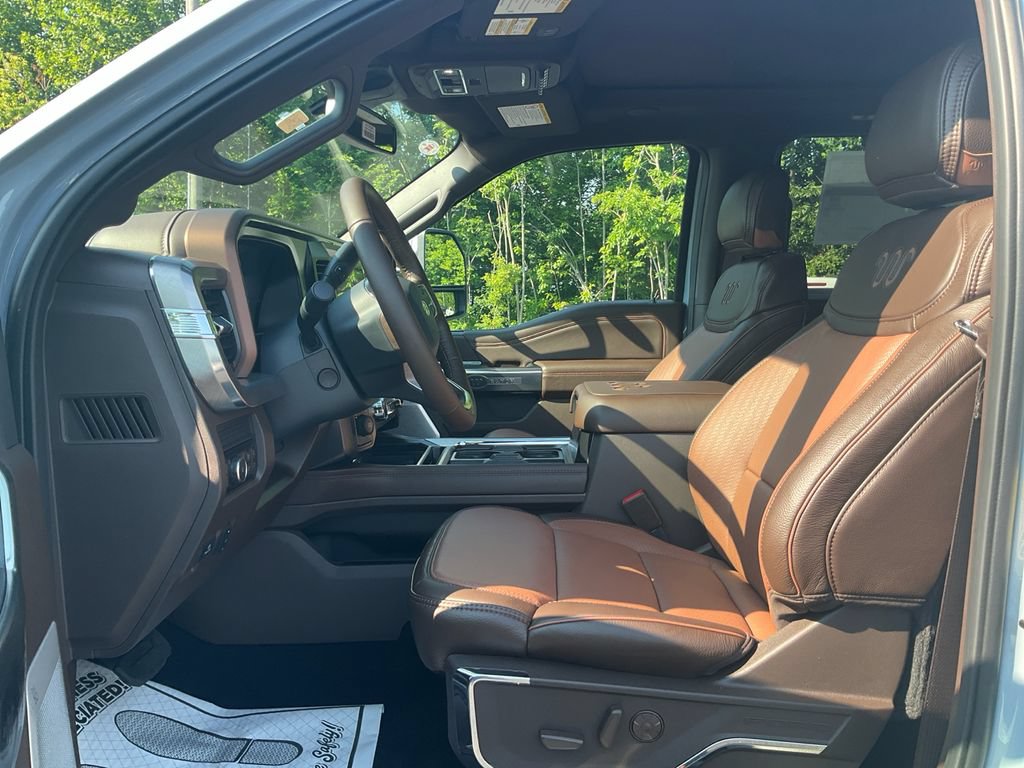New 2026 Ford F350 King Ranch w/ Chrome Package AWD/4WD image 16