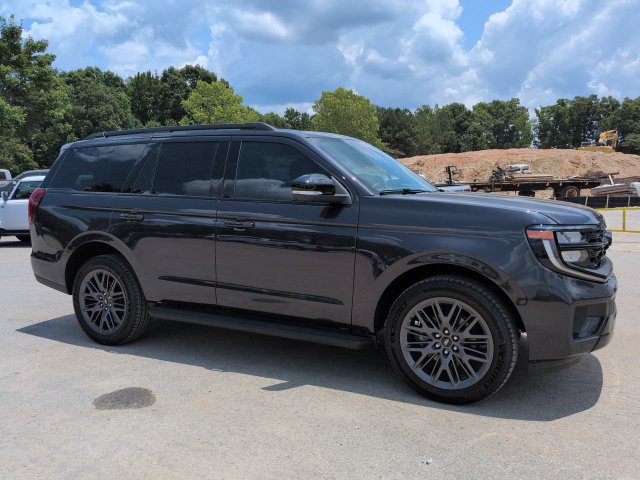 New 2026 Ford Expedition Platinum w/ Stealth Appearance Package AWD/4WD image 2