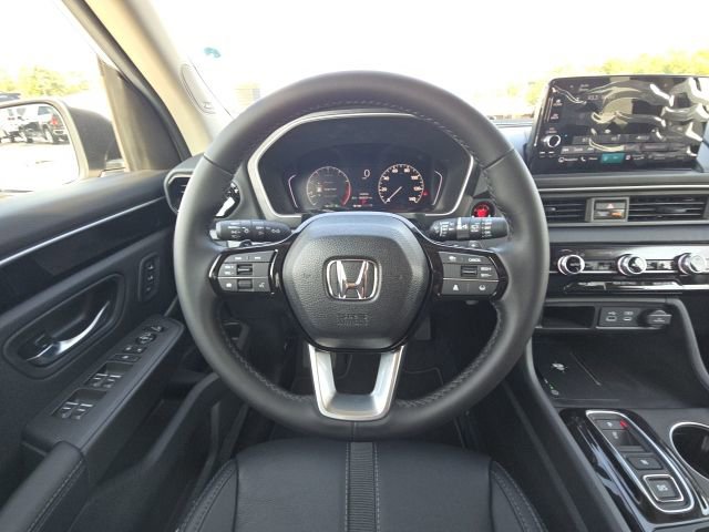 Used 2025 Honda Pilot Touring image 31