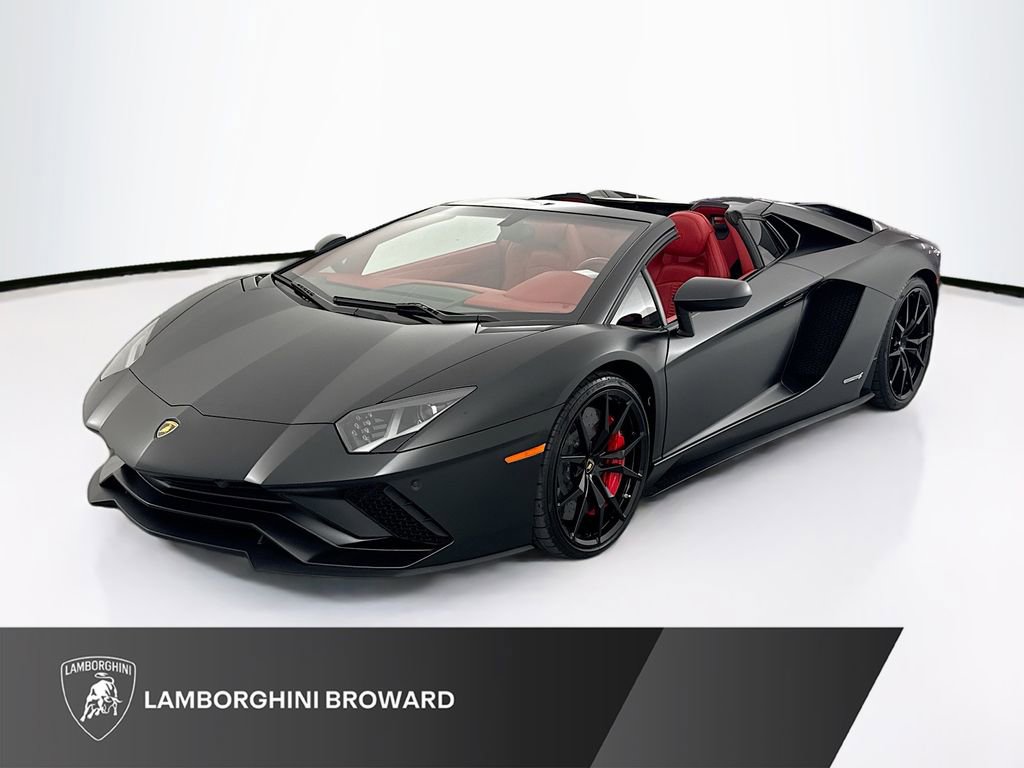 Used 2018 Lamborghini Aventador S image 1