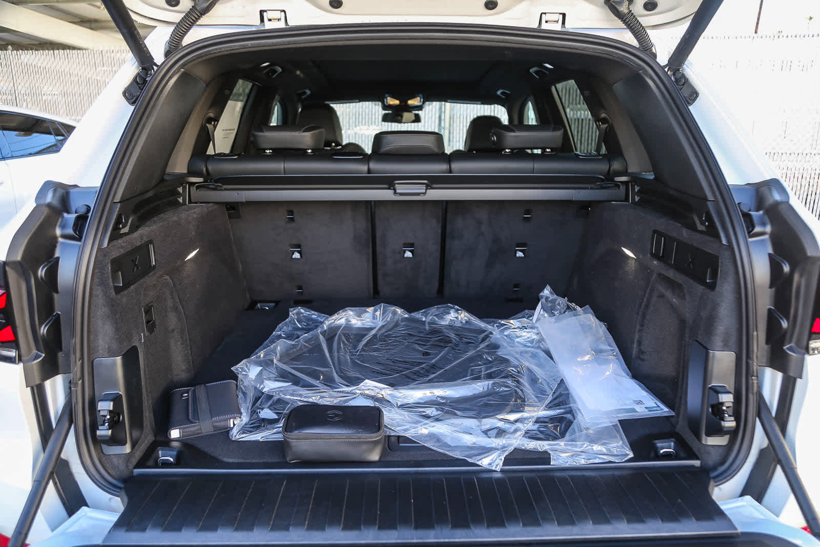 Used 2025 BMW X5 sDrive40i image 25