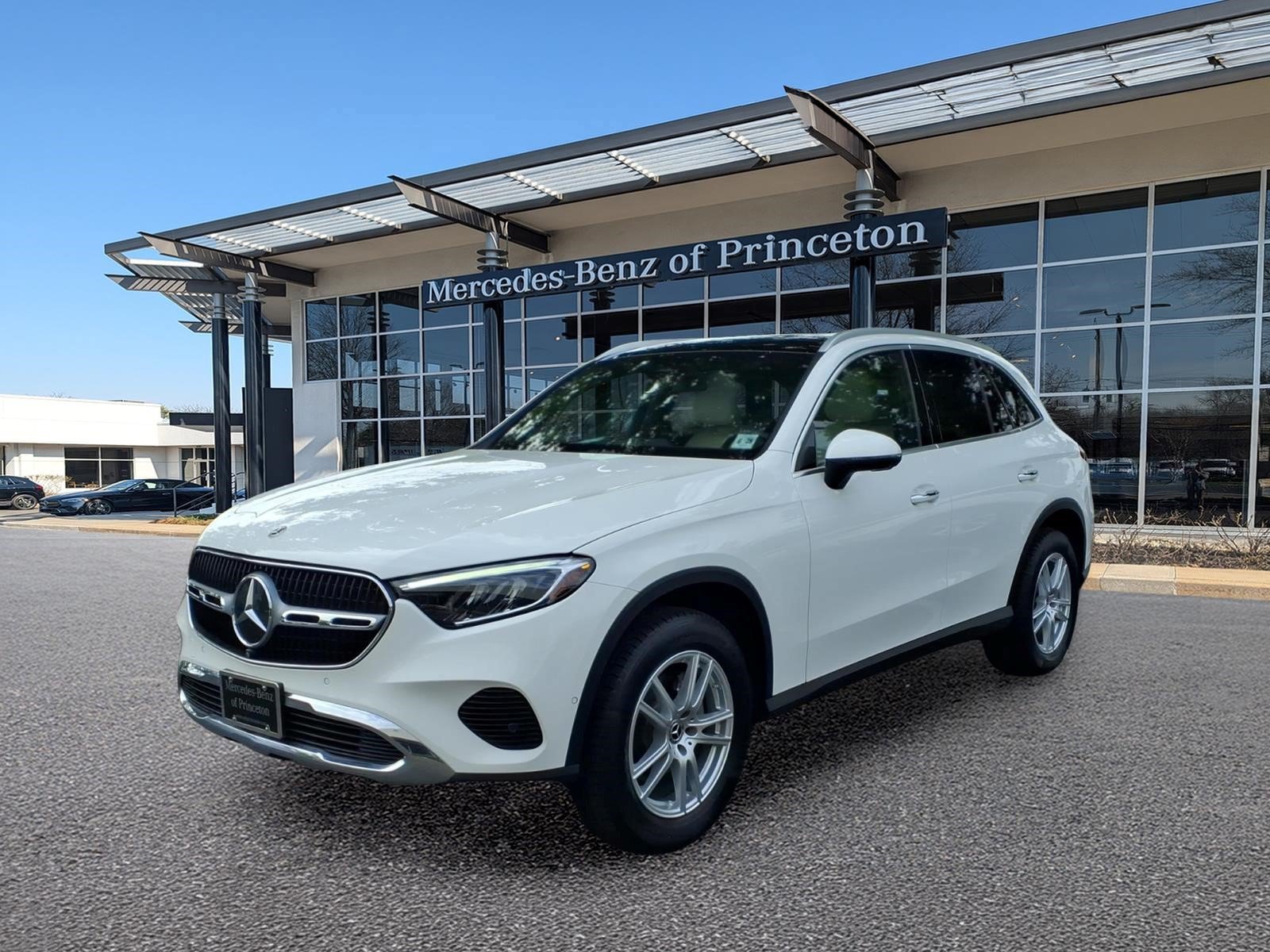 Certified 2023 Mercedes-Benz GLC 300 4MATIC image 7