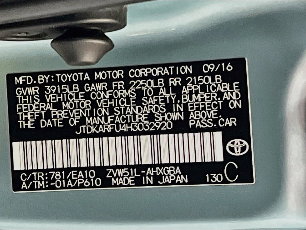 Used 2017 Toyota Prius Four FWD image 32