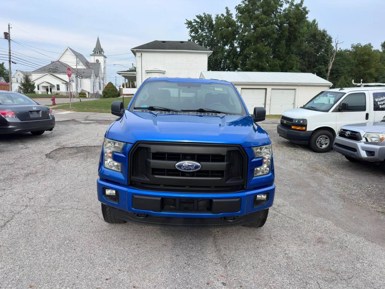 Used 2015 Ford F150 XL w/ Equipment Group 101A Mid AWD/4WD image 2