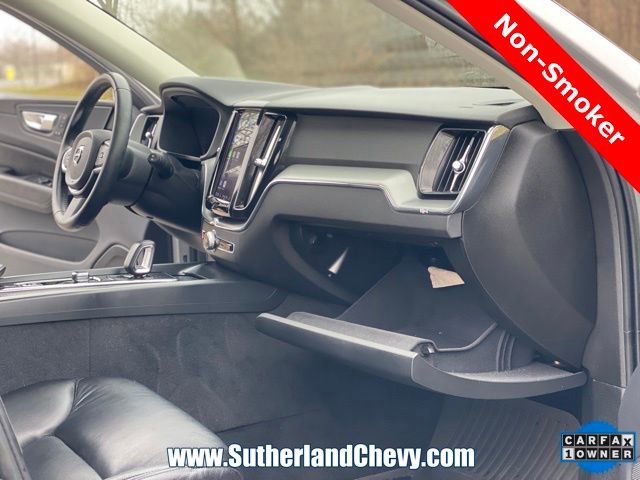 Used 2023 Volvo XC60 T8 Core image 20