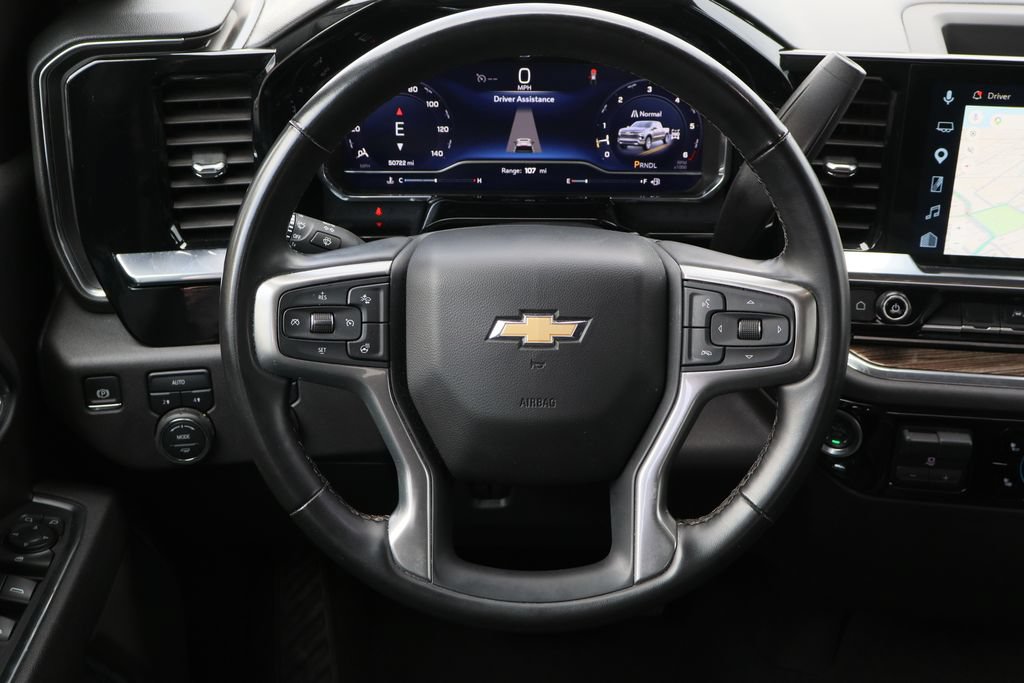 Used 2025 Chevrolet Silverado 1500 LT AWD/4WD image 13