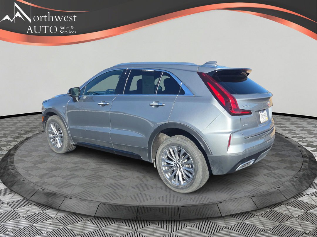 Used 2024 Cadillac XT4 Premium Luxury AWD/4WD image 7