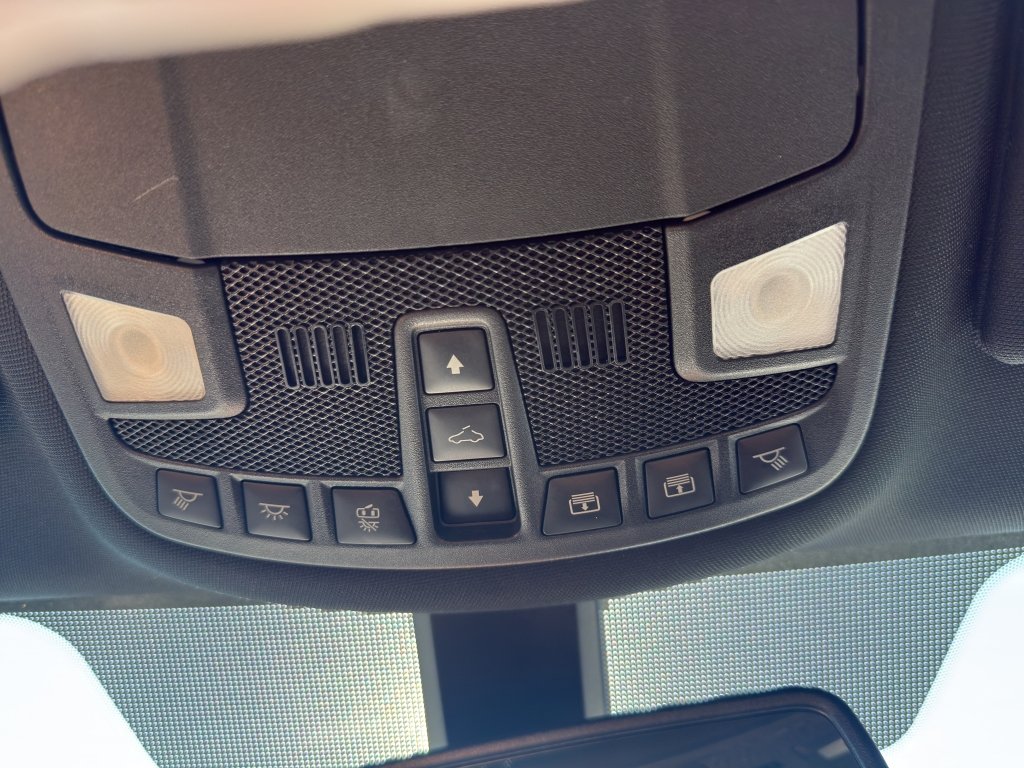 Used 2019 Lincoln MKC Reserve w/ MKC Technology Package FWD image 21