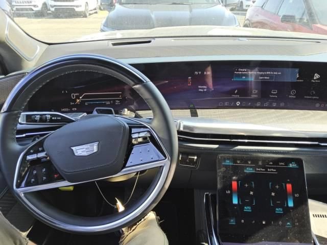 Used 2025 Cadillac Escalade IQ Luxury 2 w/ LPO, Premium Carpet Package AWD/4WD image 2