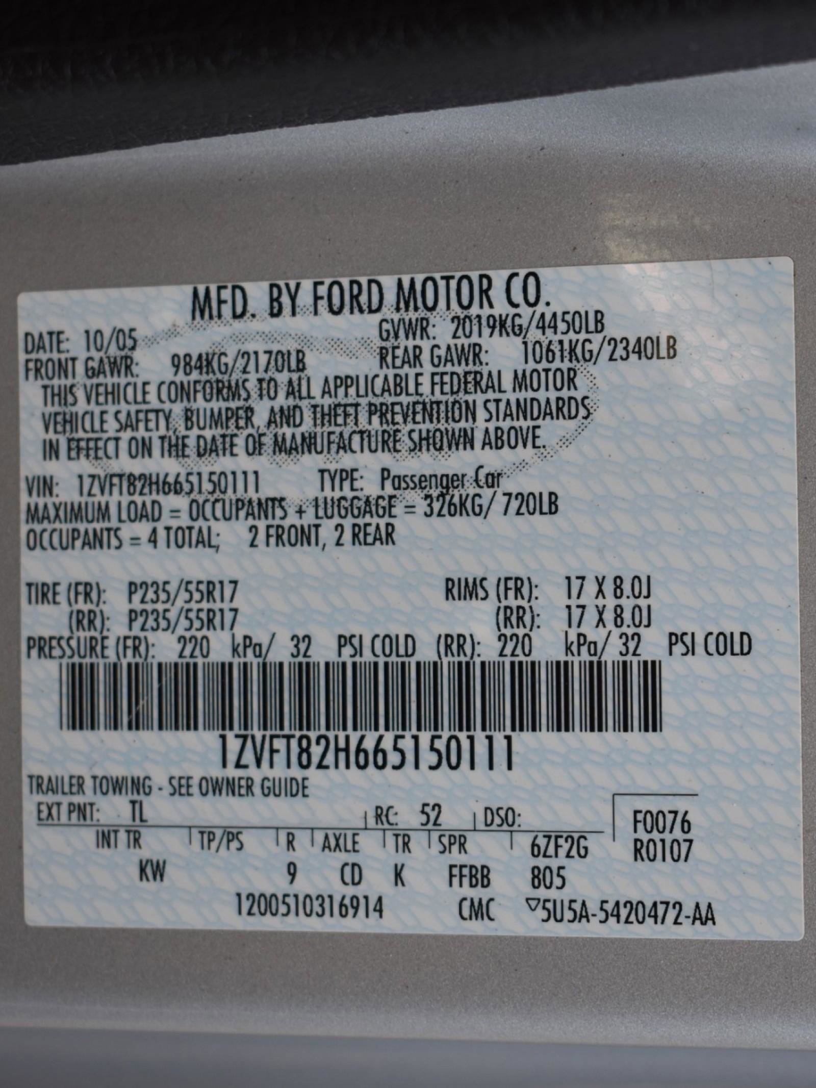 Used 2006 Ford Mustang GT Premium image 38