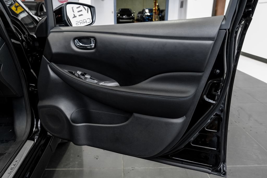 Used 2025 Nissan Leaf SV Plus FWD image 41