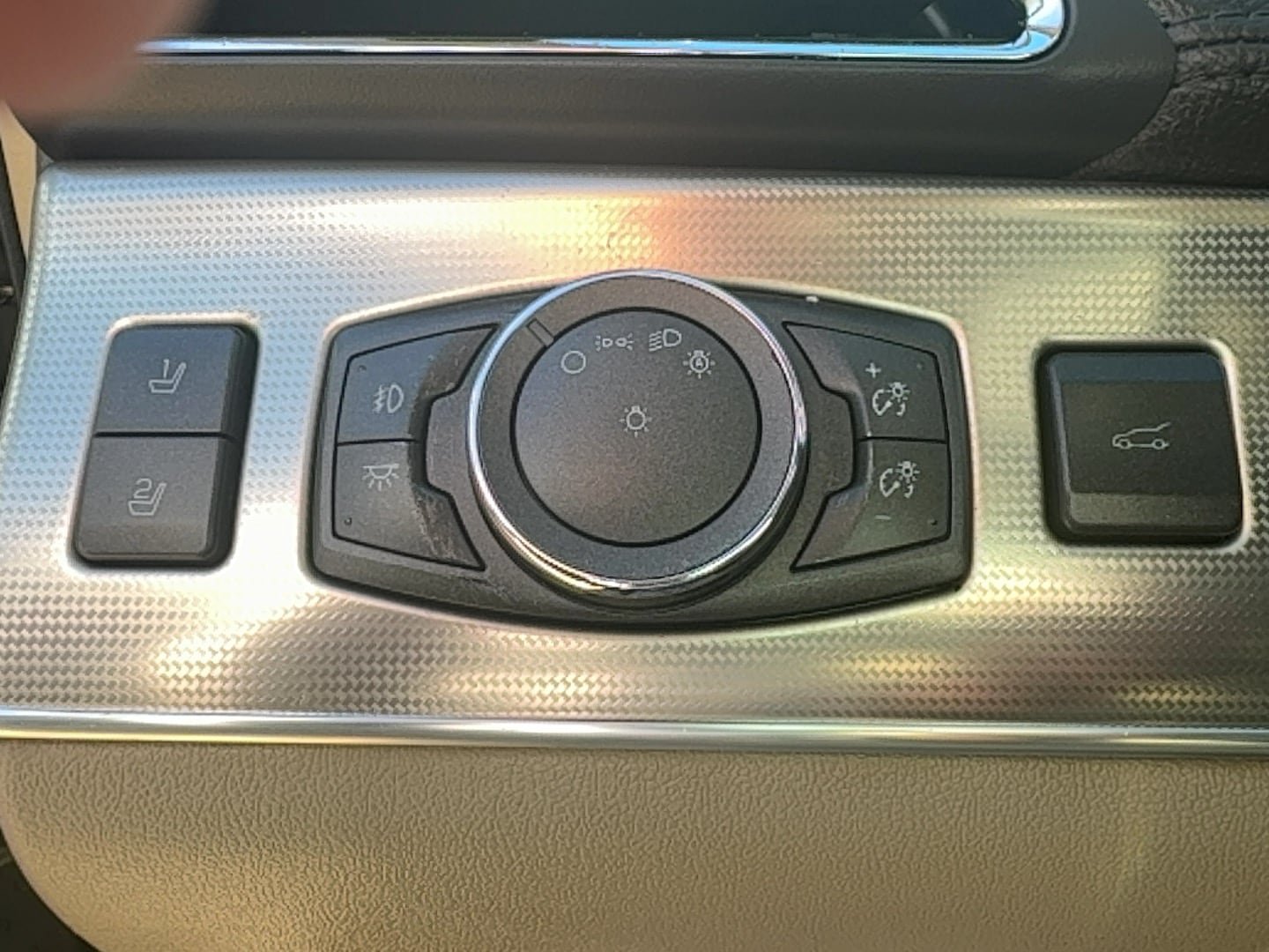 Used 2013 Lincoln MKX FWD image 27