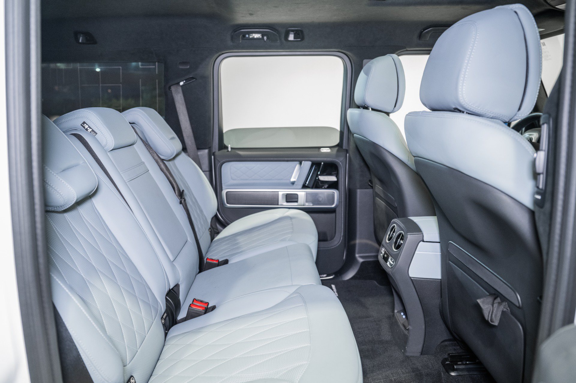 Used 2026 Mercedes-Benz G 63 AMG 4MATIC image 25