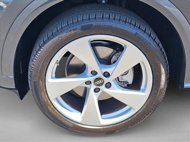 Certified 2025 Audi Q5 Premium w/ Premium Plus AWD/4WD image 24