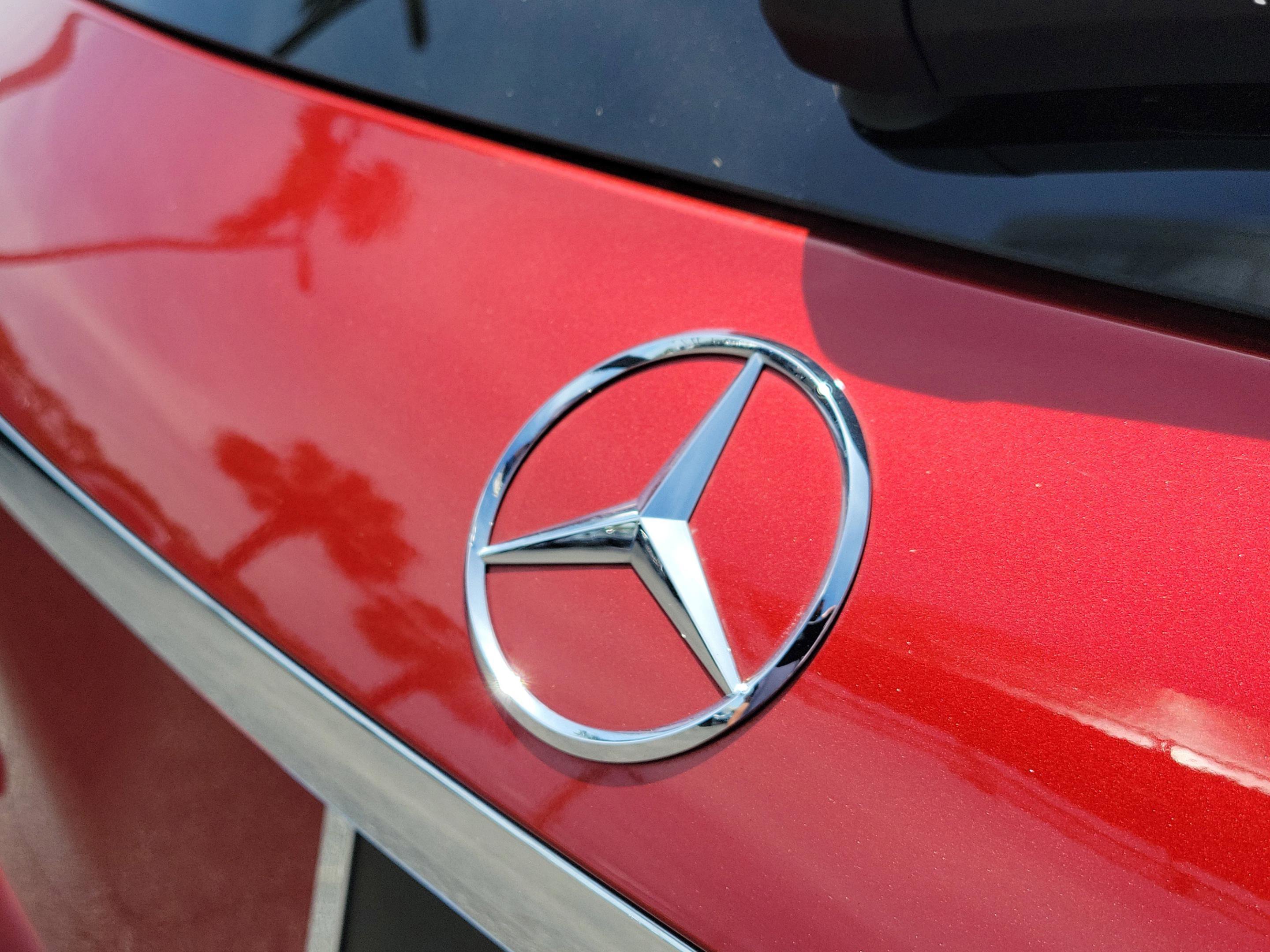 Certified 2024 Mercedes-Benz GLE 350 4MATIC image 32
