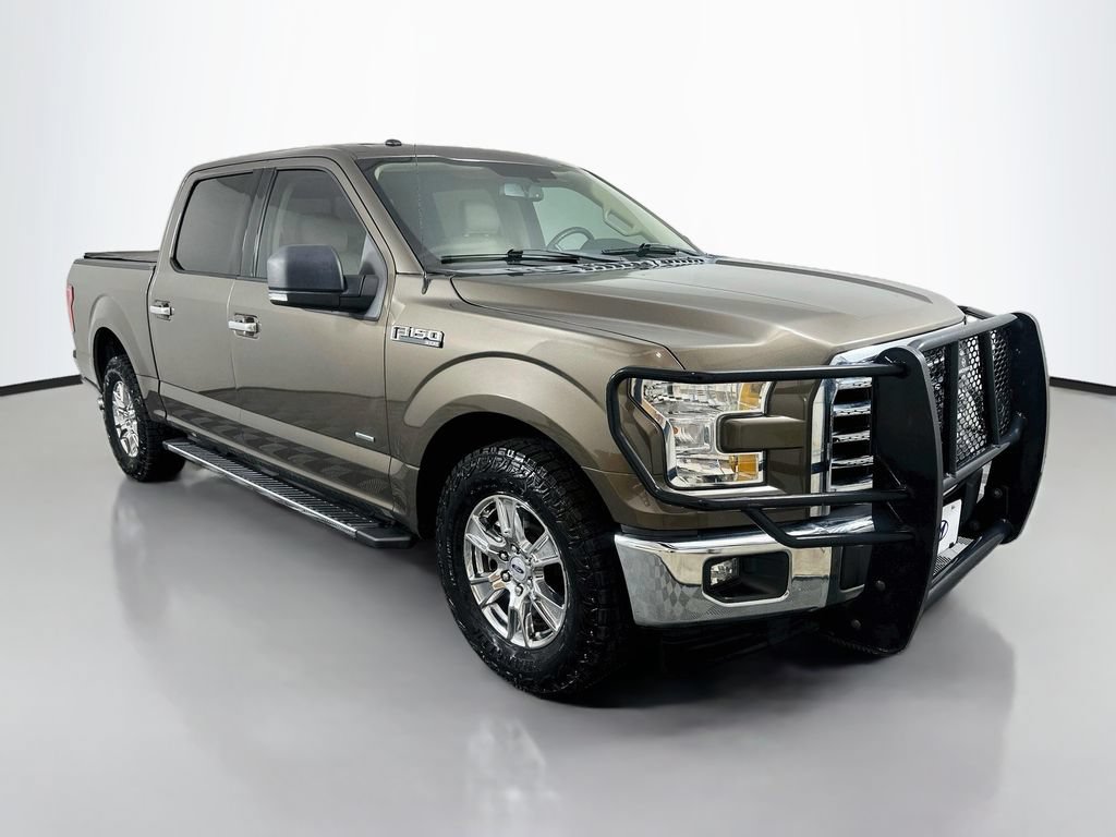 Used 2016 Ford F150 XLT w/ Equipment Group 302A Luxury RWD image 3