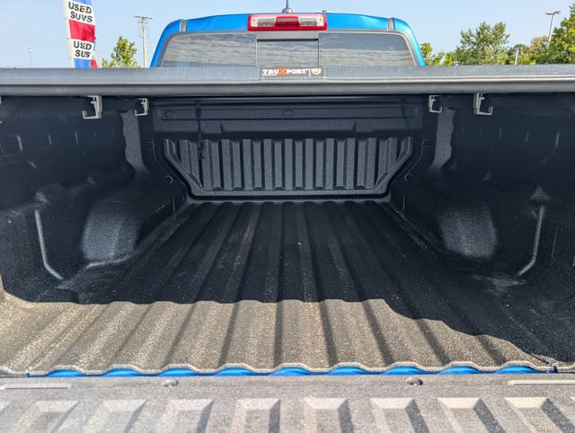 Used 2024 Chevrolet Colorado Trail Boss AWD/4WD image 19