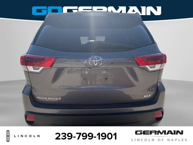 Used 2019 Toyota Highlander XLE image 6