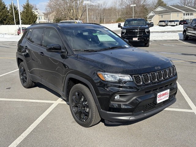 New 2026 Jeep Compass Latitude image 2