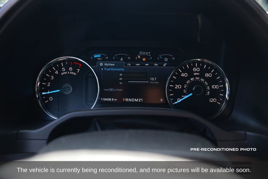 Used 2016 Ford F150 Platinum w/ Equipment Group 701A Luxury image 15