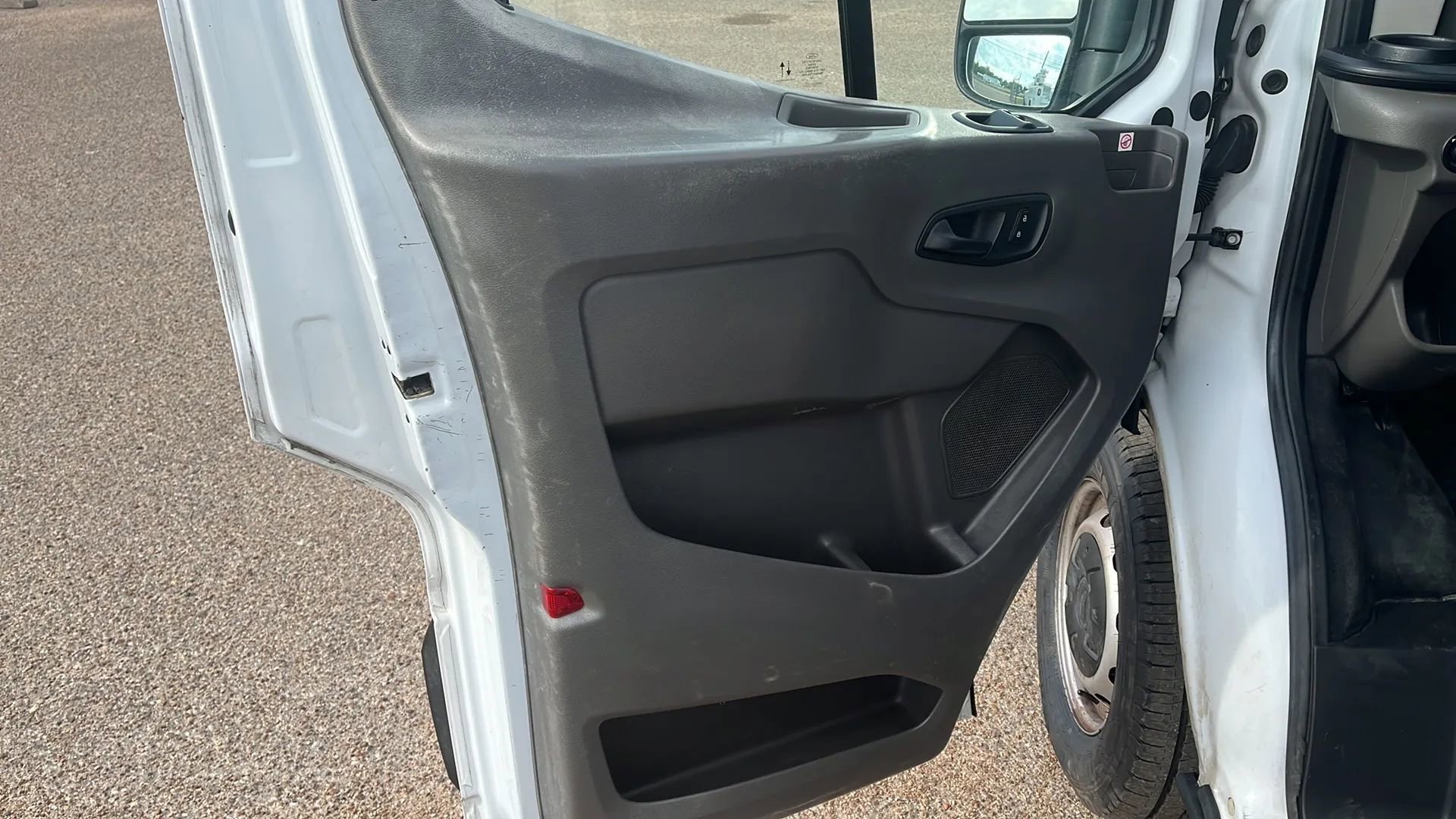 Used 2020 Ford Transit 250 Medium Roof w/ Load Area Protection Package image 12