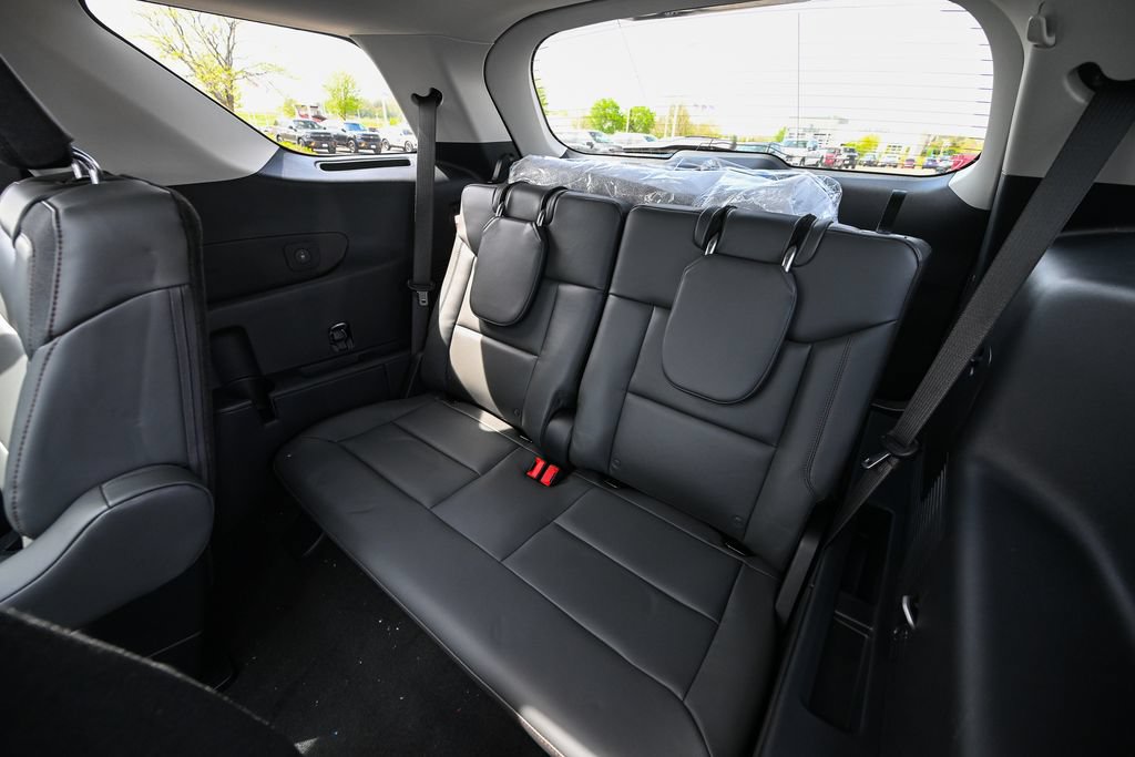 New 2026 Ford Explorer Active w/ Active Comfort Package AWD/4WD image 21