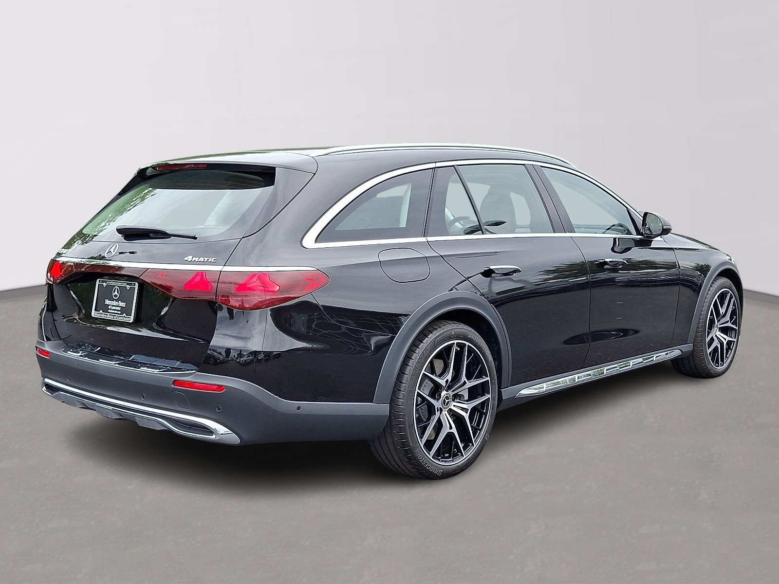 New 2027 Mercedes-Benz E 450 4MATIC All-Terrain Wagon image 4
