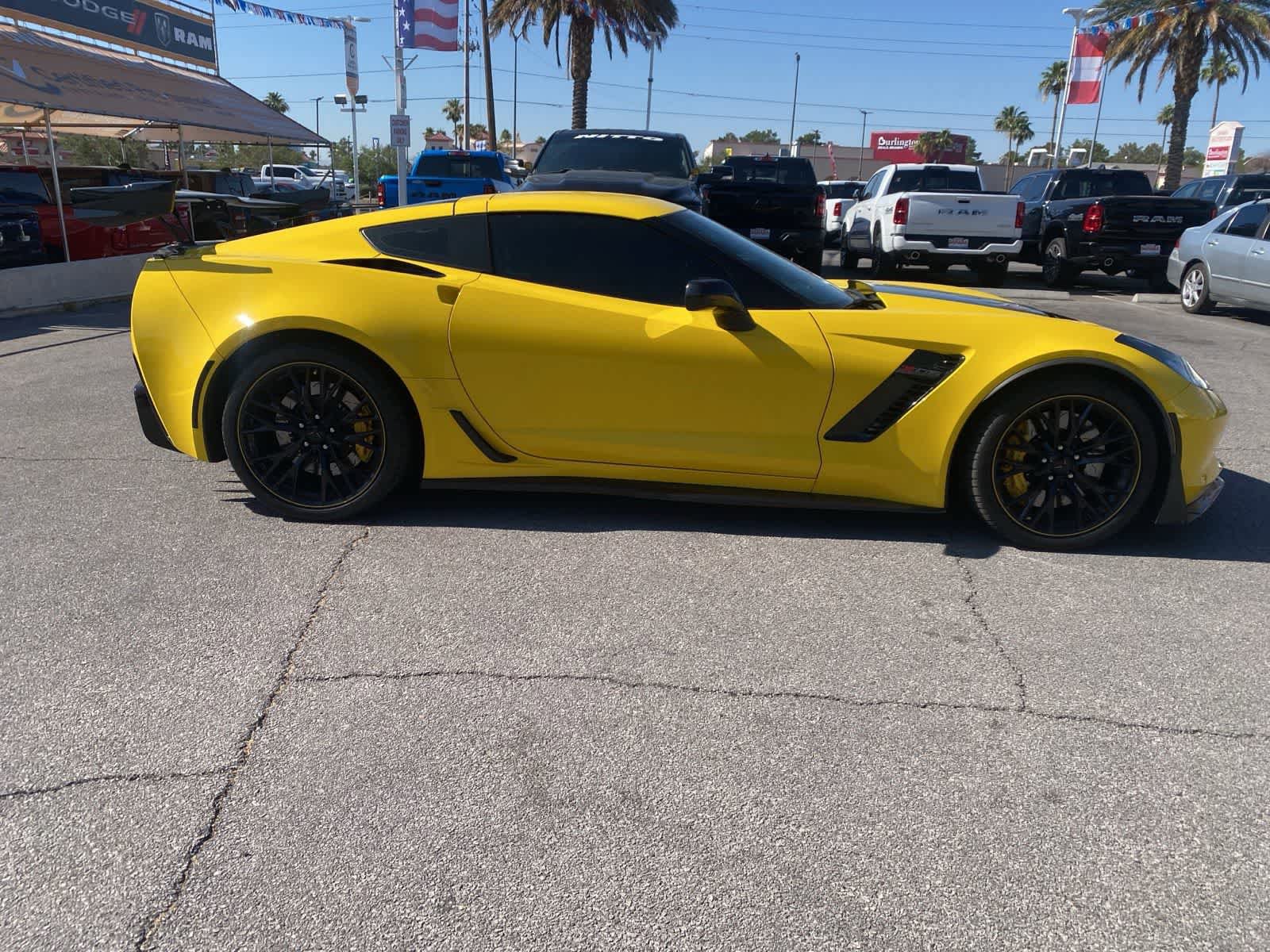 Used 2018 Chevrolet Corvette Z06 RWD image 5