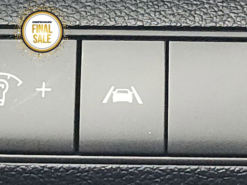 Used 2021 Hyundai Santa Fe SEL w/ Cargo Package image 29