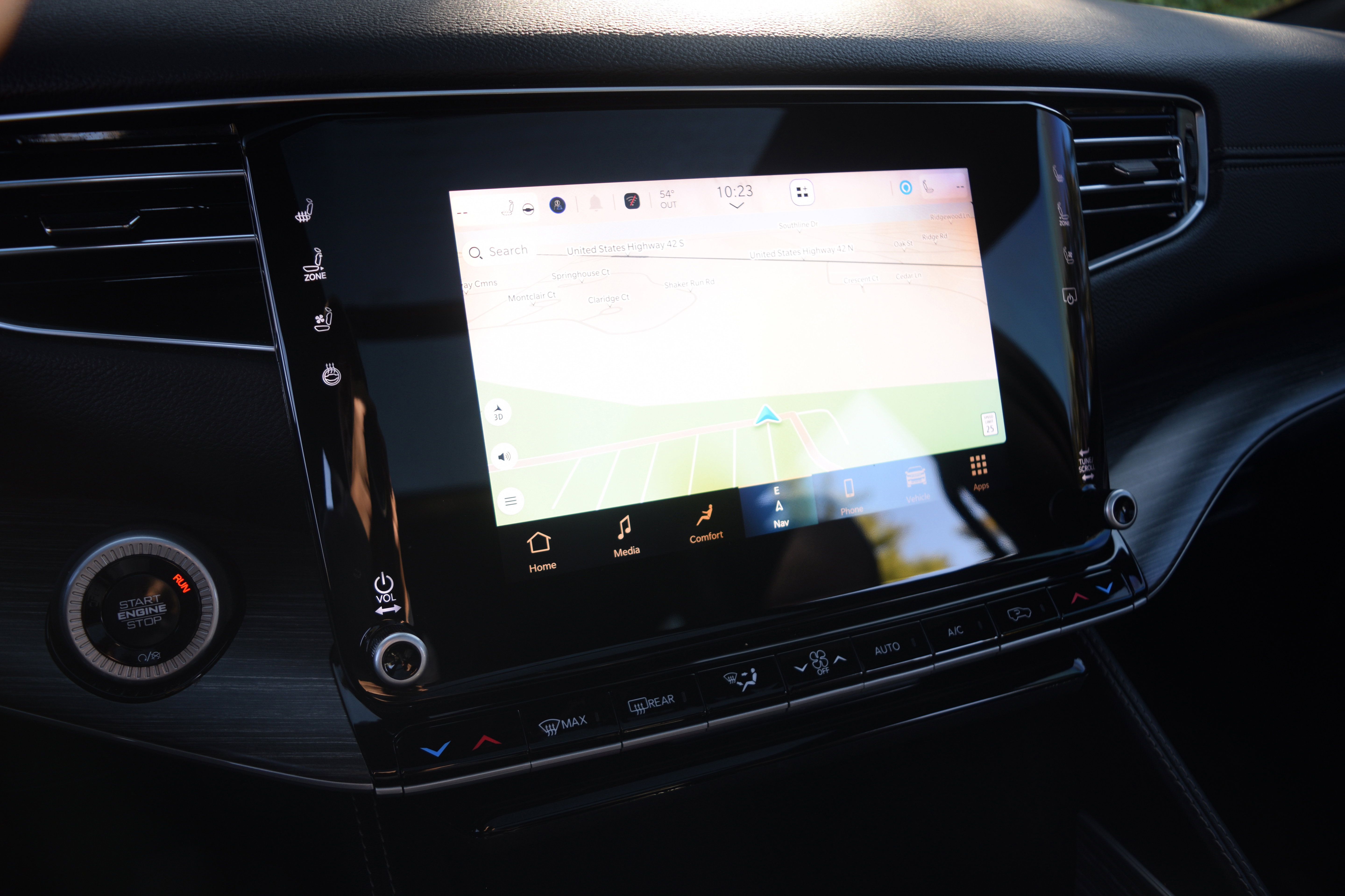 Used 2024 Jeep Wagoneer Series II w/ Premium Group I image 9