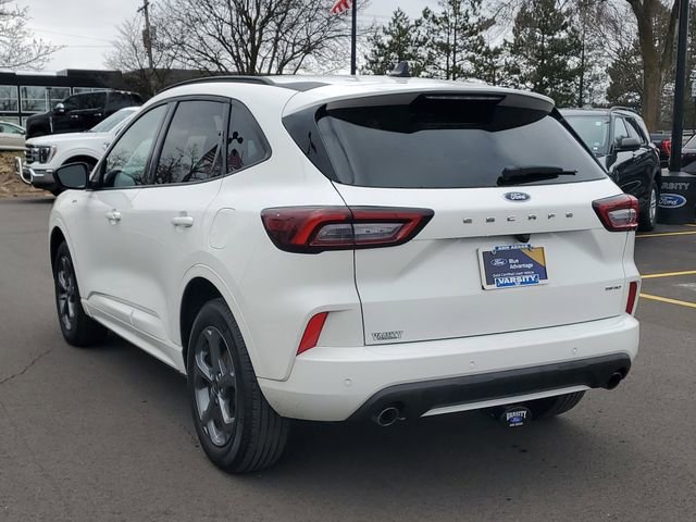 Certified 2024 Ford Escape ST-Line w/ Tech Pack #1 AWD/4WD image 3