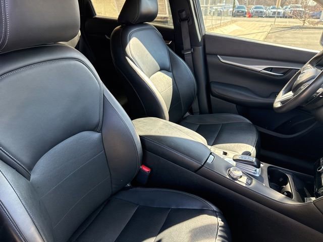 Certified 2023 INFINITI QX50 Luxe image 15
