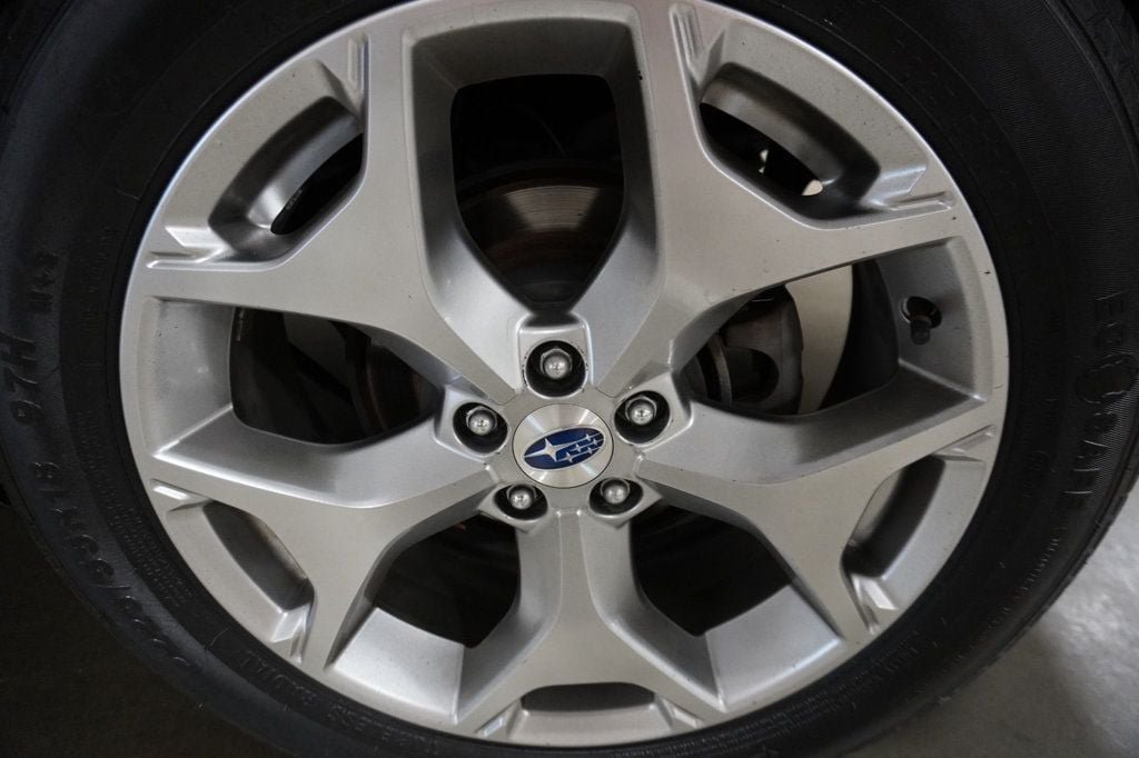 Used 2017 Subaru Forester 2.5i Touring AWD/4WD image 6