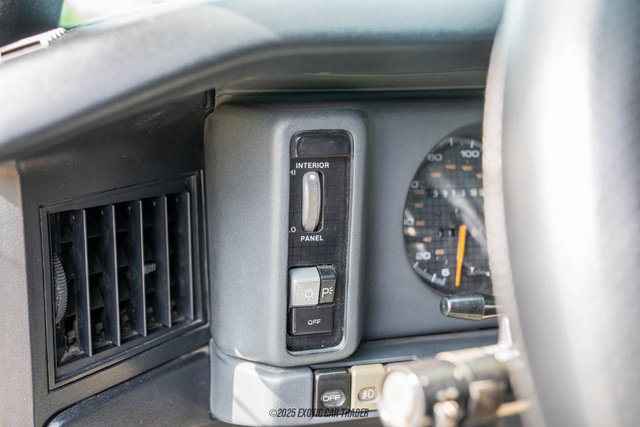 Used 1989 Pontiac Firebird Trans Am RWD image 71