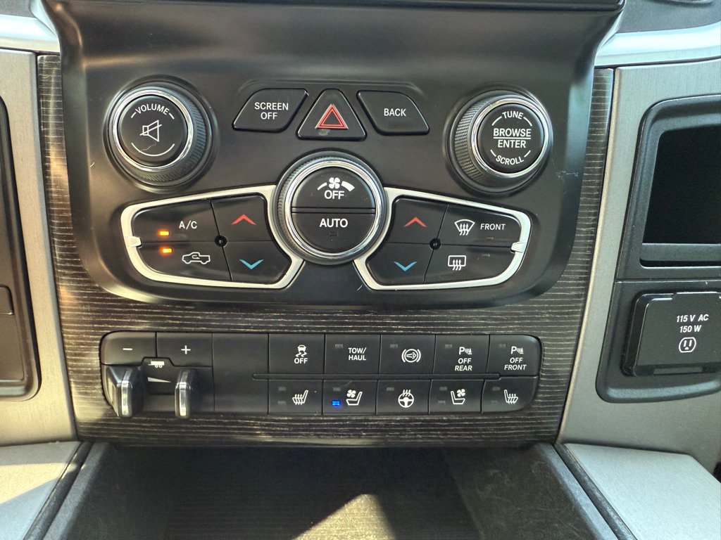 Used 2018 RAM 2500 Limited image 34