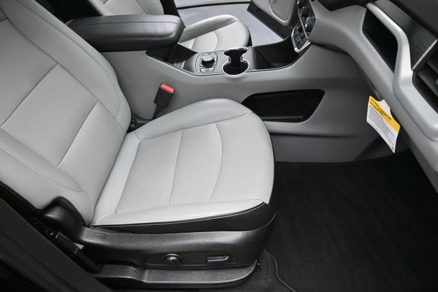Used 2022 GMC Terrain SLT FWD image 27
