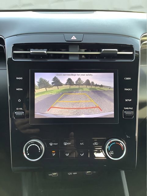 Used 2024 Hyundai Tucson SE image 20