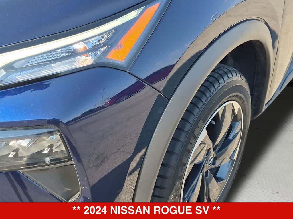 Used 2024 Nissan Rogue SV AWD/4WD image 11