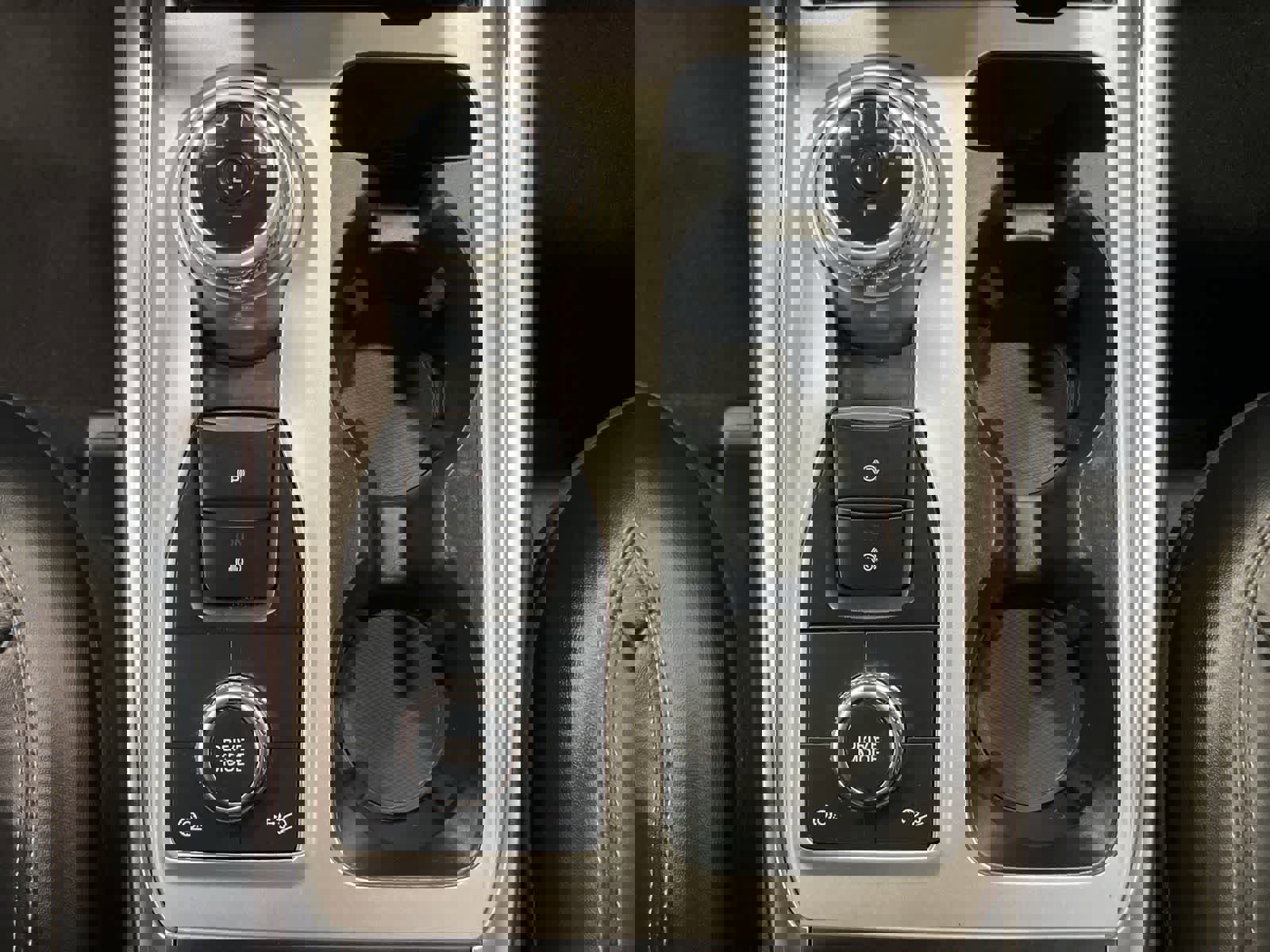 Used 2023 Ford Explorer XLT w/ Equipment Group 202A image 18