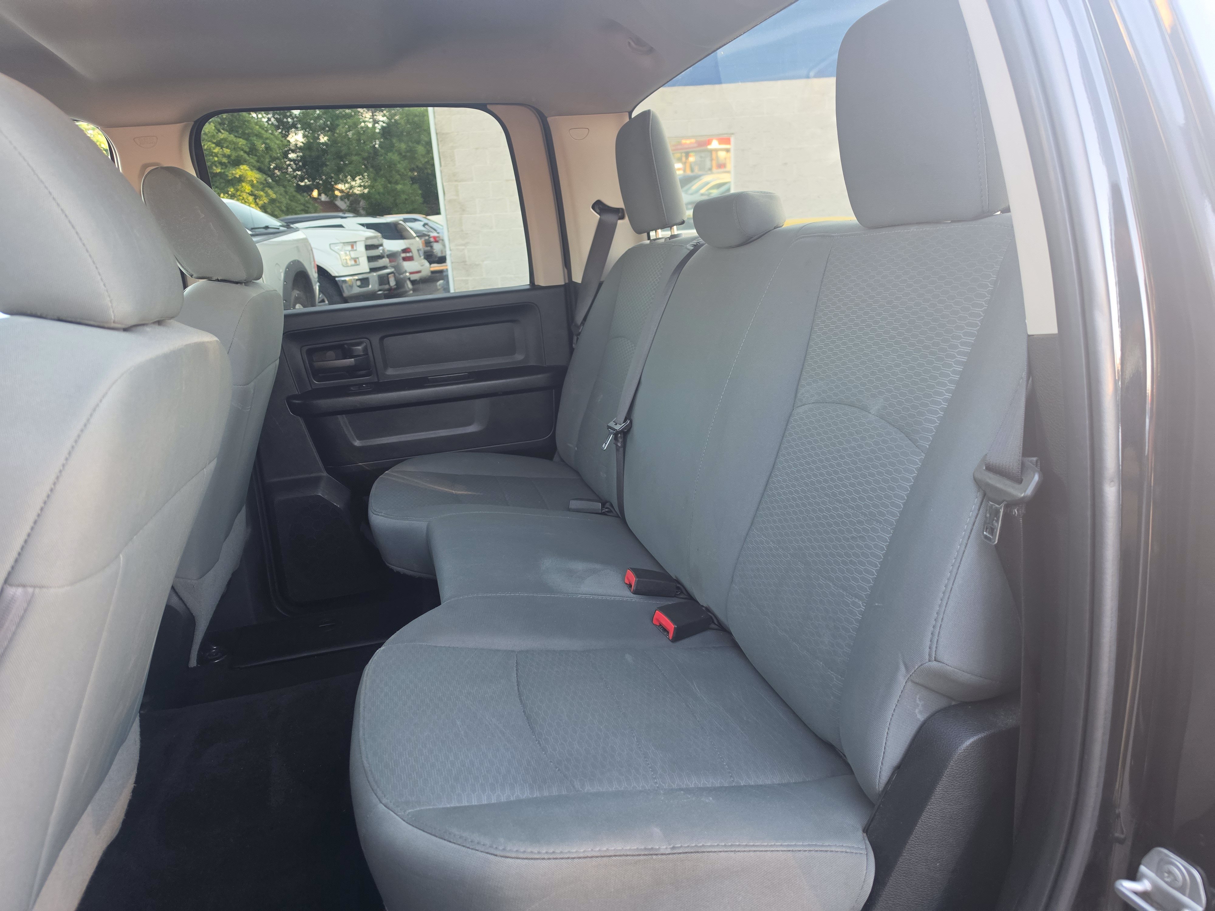 Used 2017 RAM 1500 ST w/ SXT Appearance Group AWD/4WD image 20
