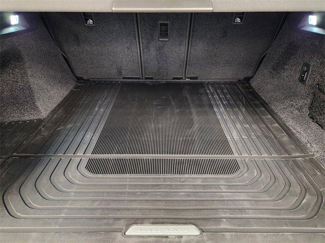 New 2026 Land Rover Range Rover SE image 32