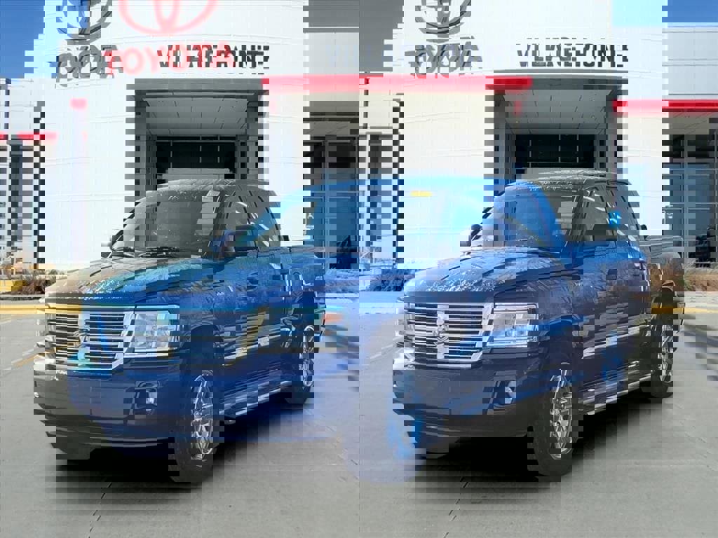 Used 2011 Dodge Dakota Laramie w/ Trailer Tow Group