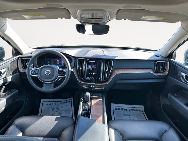 Used 2023 Volvo XC60 B5 Plus w/ Climate Package AWD/4WD image 10