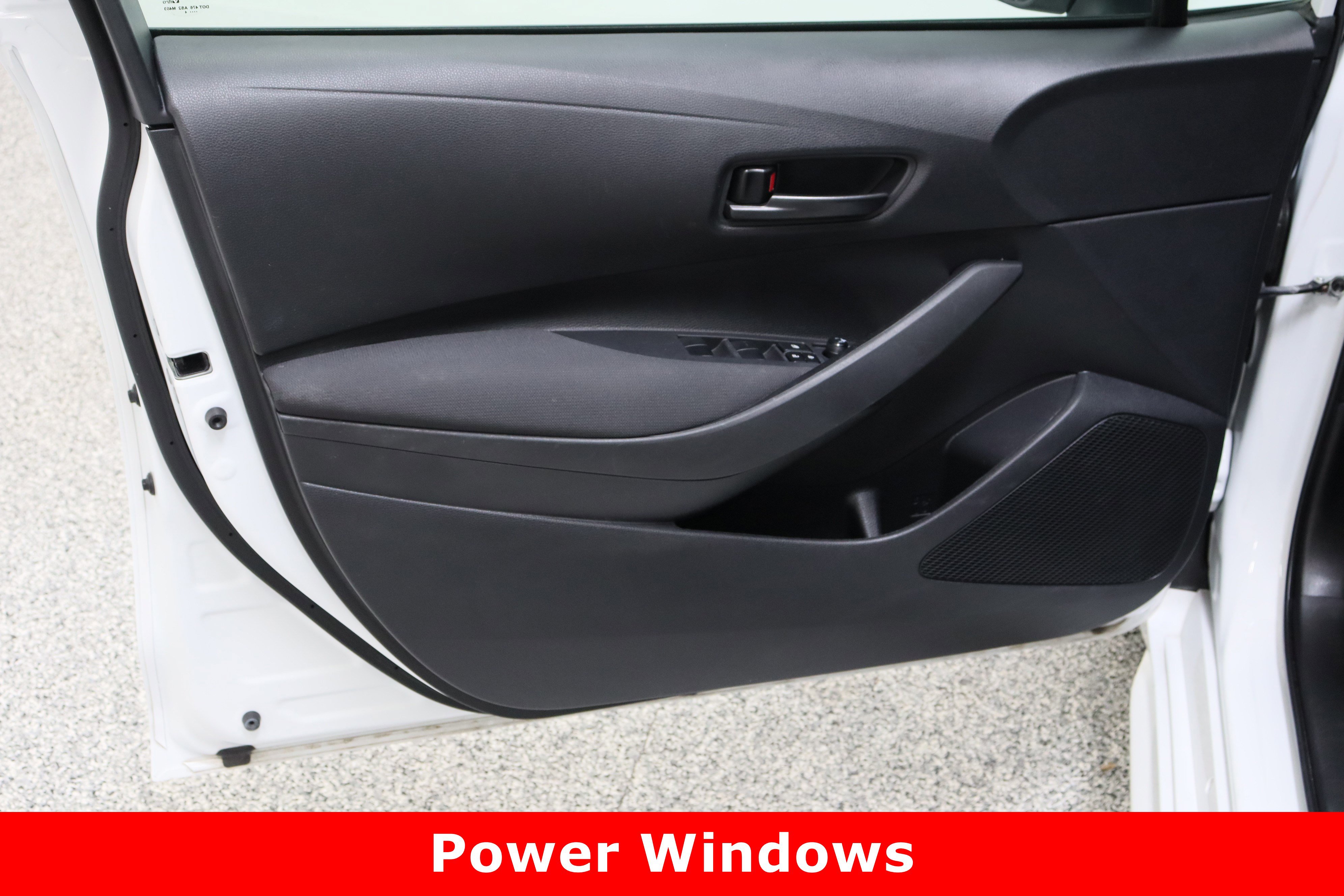 Used 2024 Toyota Corolla LE image 12