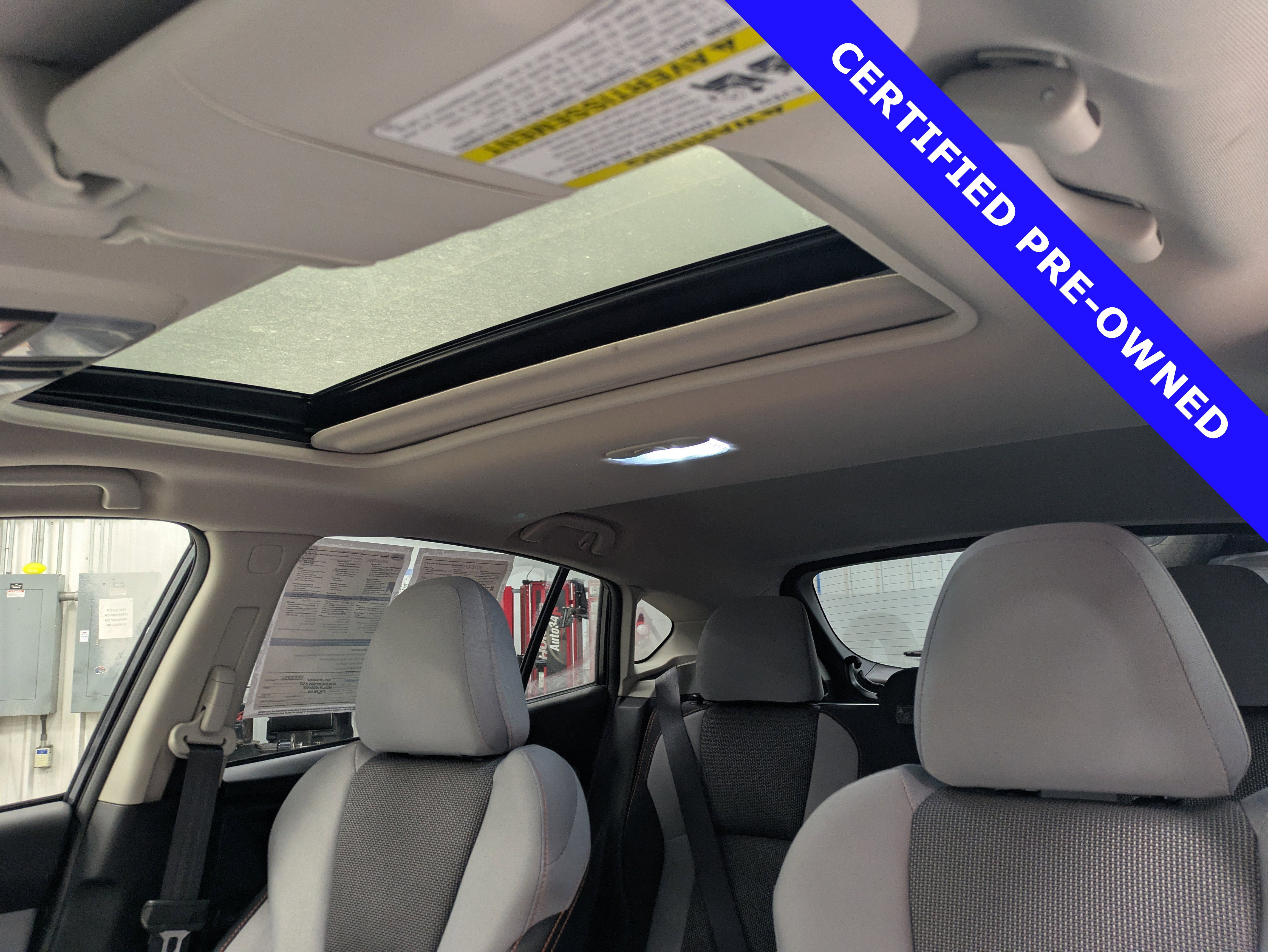 Used 2021 Subaru Crosstrek 2.0i Premium w/ Moonroof Package image 28