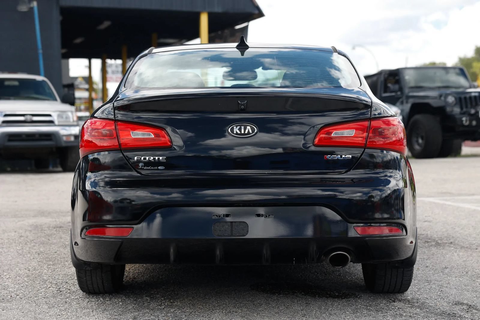 Used 2016 Kia Forte Koup EX w/ EX Premium Package FWD image 5