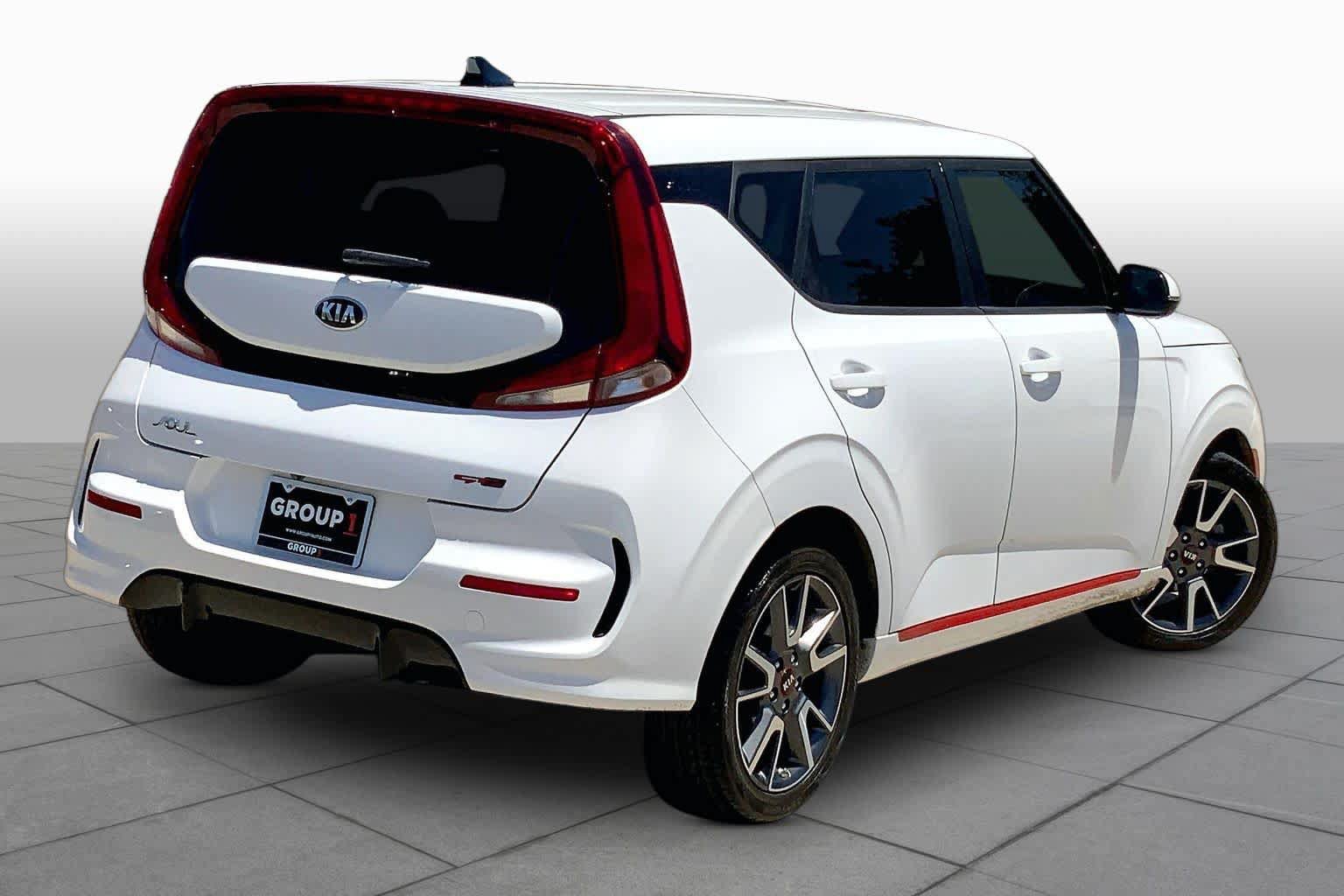 Used 2020 Kia Soul GT-Line FWD image 13